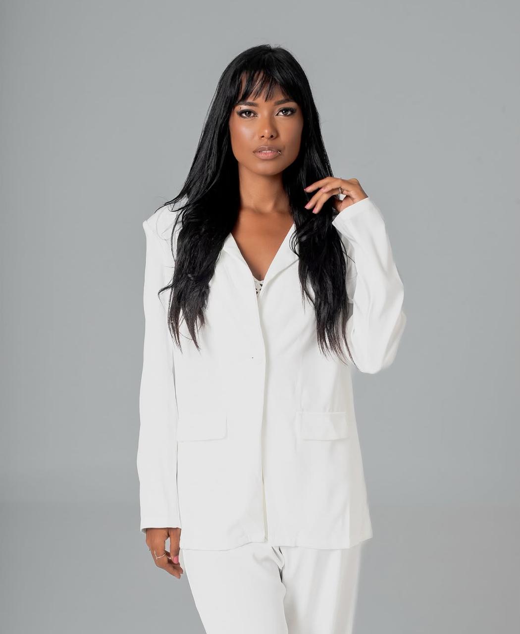 Psicóloga Vanessa em seu consultório